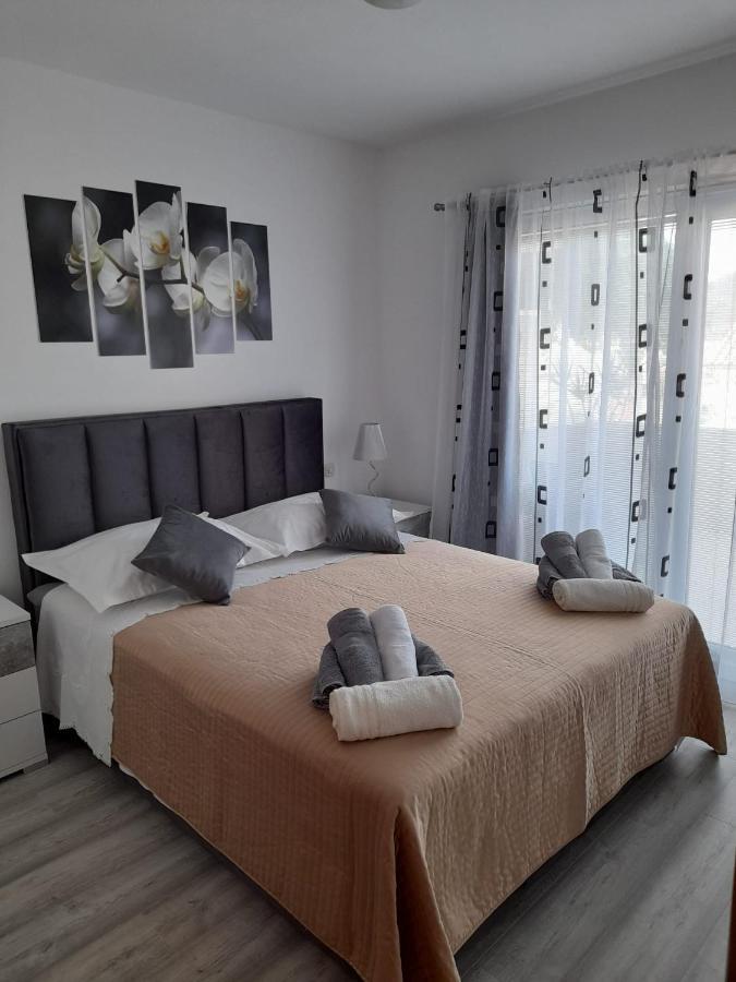 Apartman Lucy Hvar Town Exterior foto